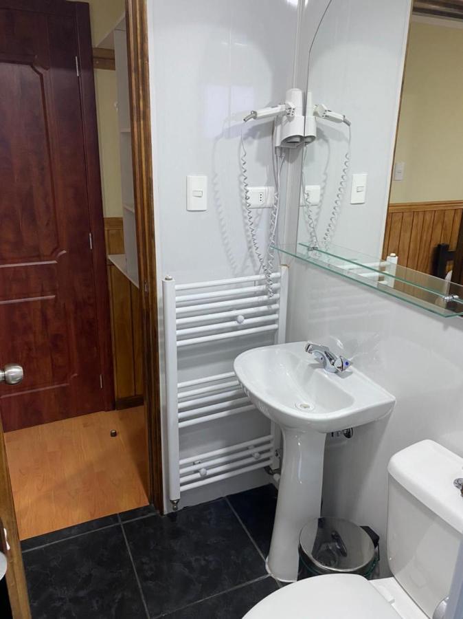 Hostal America En Πουέρτο Νατάλες Εξωτερικό φωτογραφία
