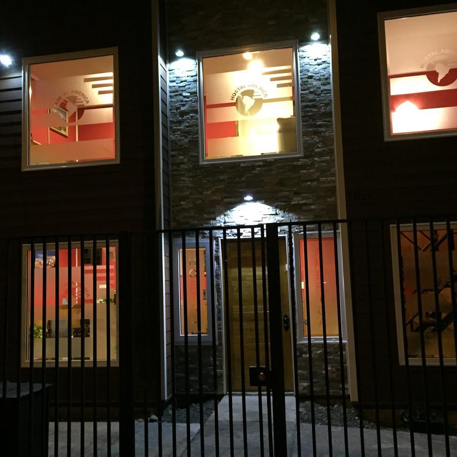 Hostal America En Πουέρτο Νατάλες Εξωτερικό φωτογραφία